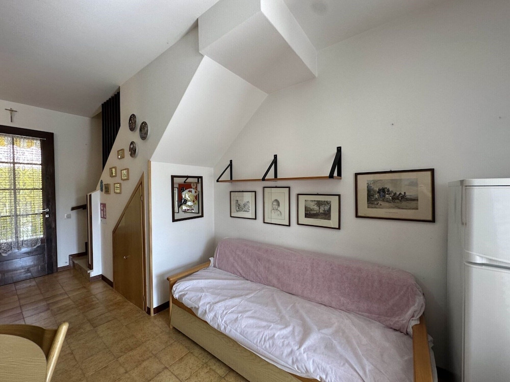 Duplex Apartment With Fireplace and Wifi