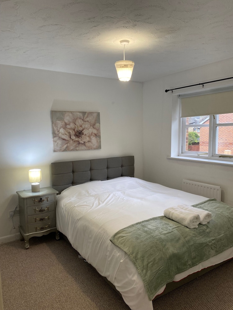 London Dream House - 4 Bedrooms