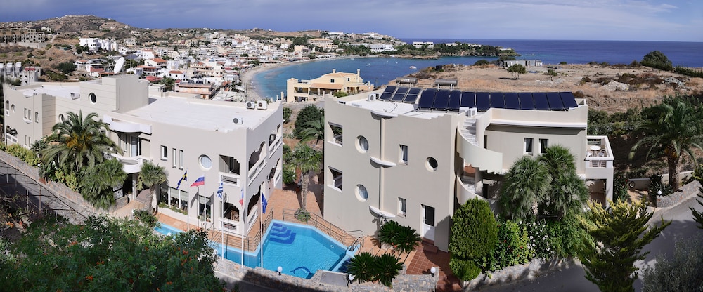 Hotel Scala Hotel Apartments - Image 1