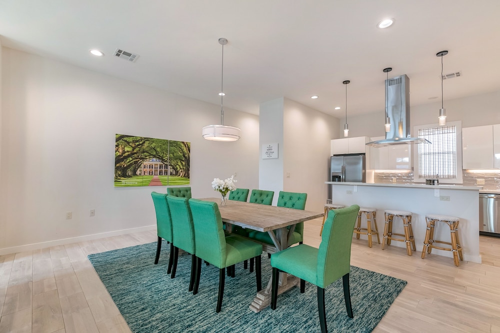Bienville Townhouse in Mid City near FQ - Image 4