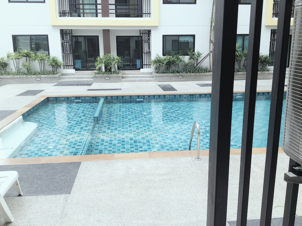Kathu Vacations - Ratchaporn Place - Property Image 1