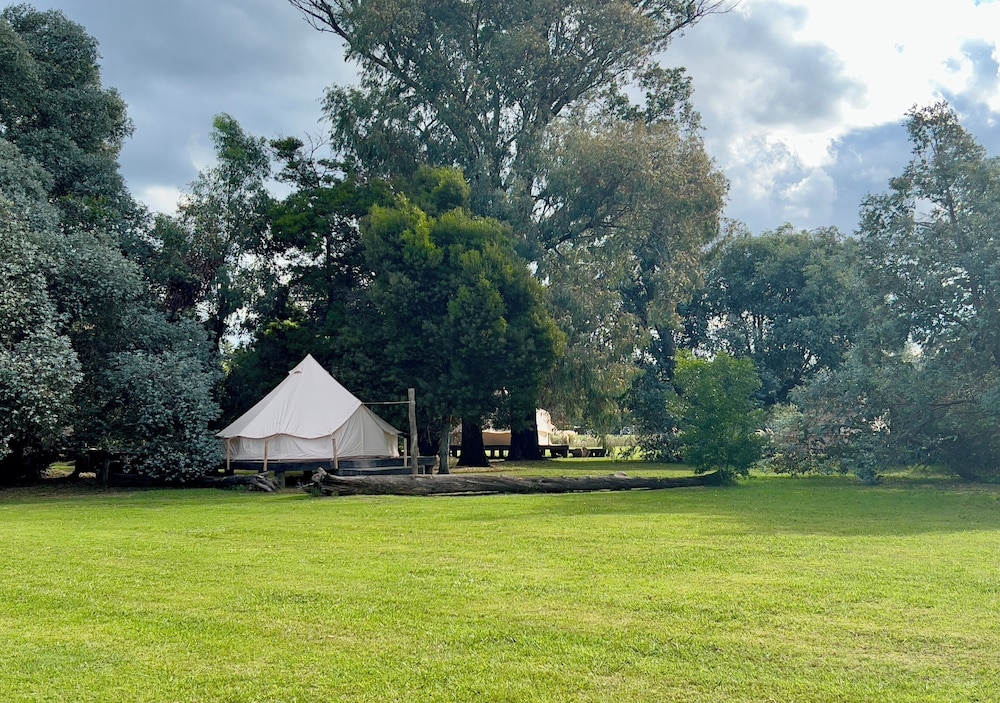 REFUGIO Natural Glamping