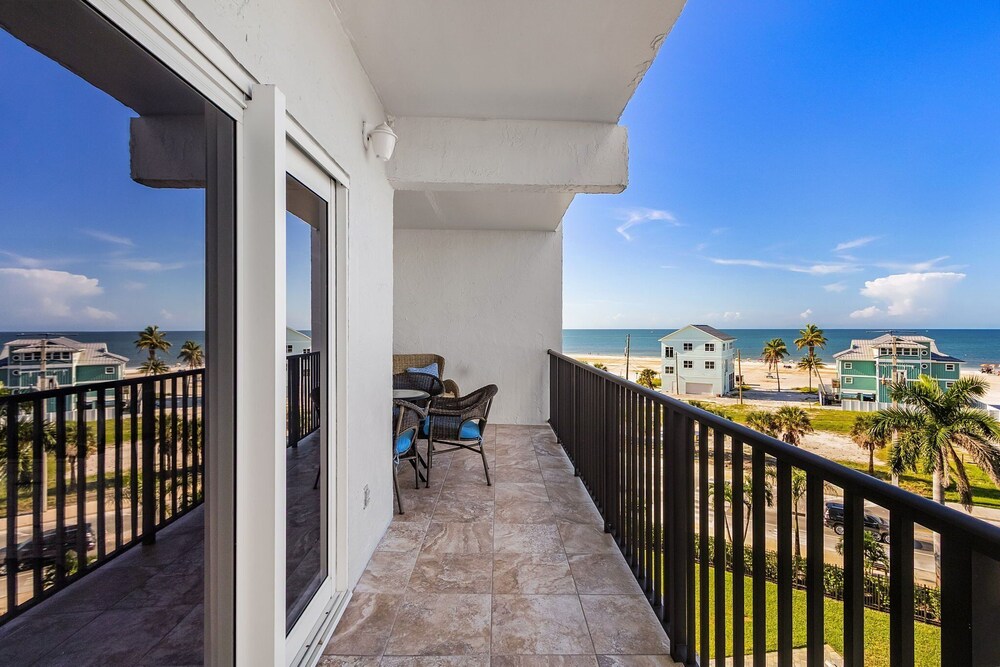 1511 Seas The Day: Batiki West Unit #504 2 Bedroom Condo