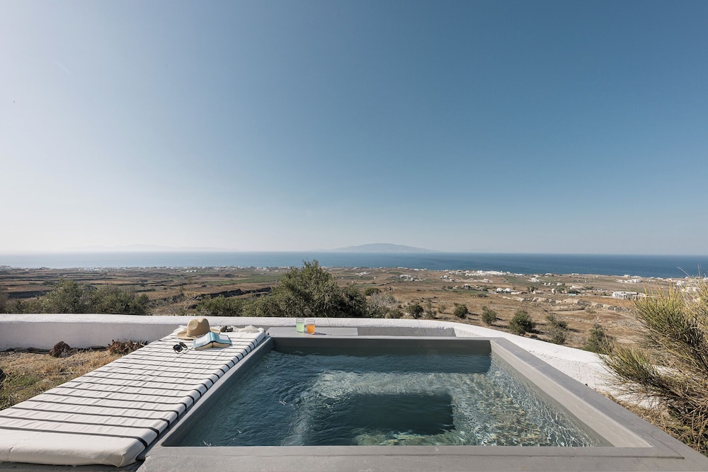 GTK Santorini Oia Sunset Villas