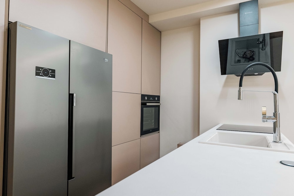 Adam & Eve Apartment
