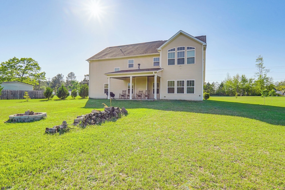18 Mi to Pinehurst: Quiet + Spacious Family Home!
