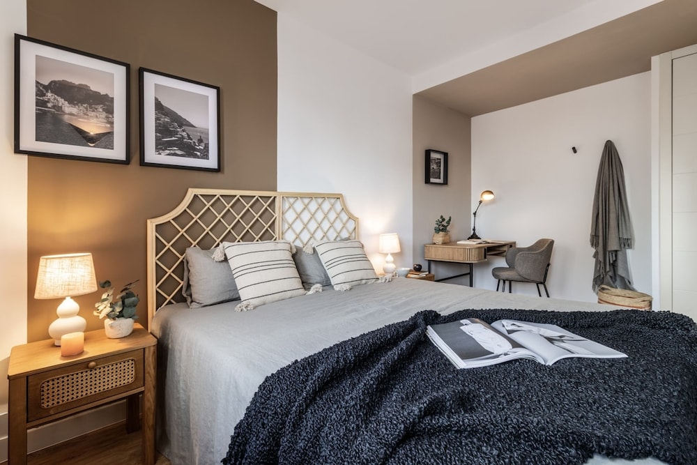 Dono - 3 Bedrooms Apartment in Chueca