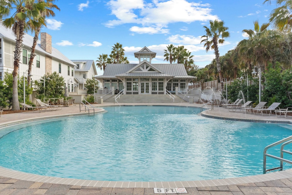 Near Inlet Beach Access&lake Powell, Pool, Patio Lounge G'day 30A by Avantstay