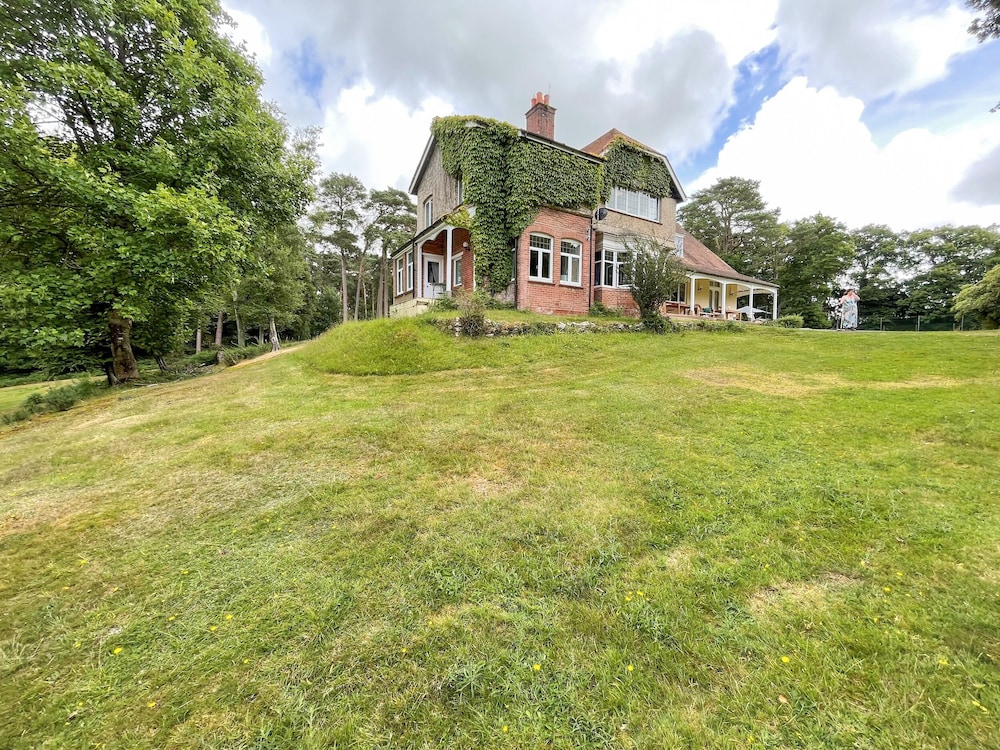 Deer Leap House