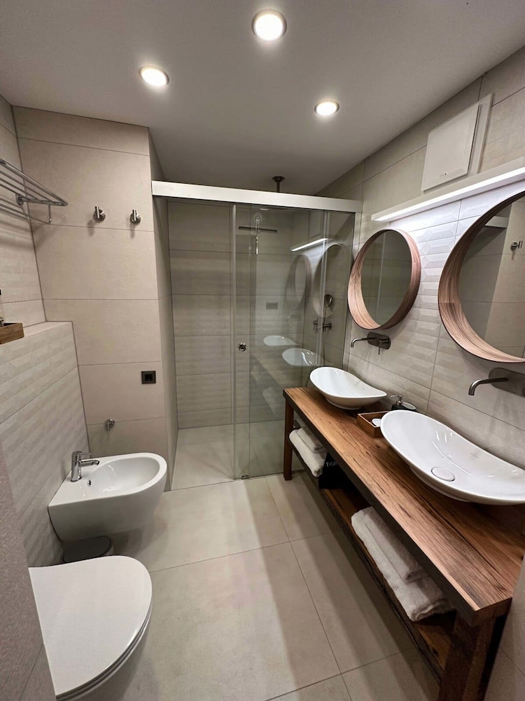 The Villa Bled Premium Luxury Retreat