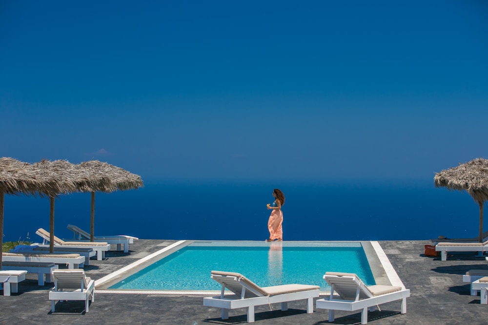 EOS Villa