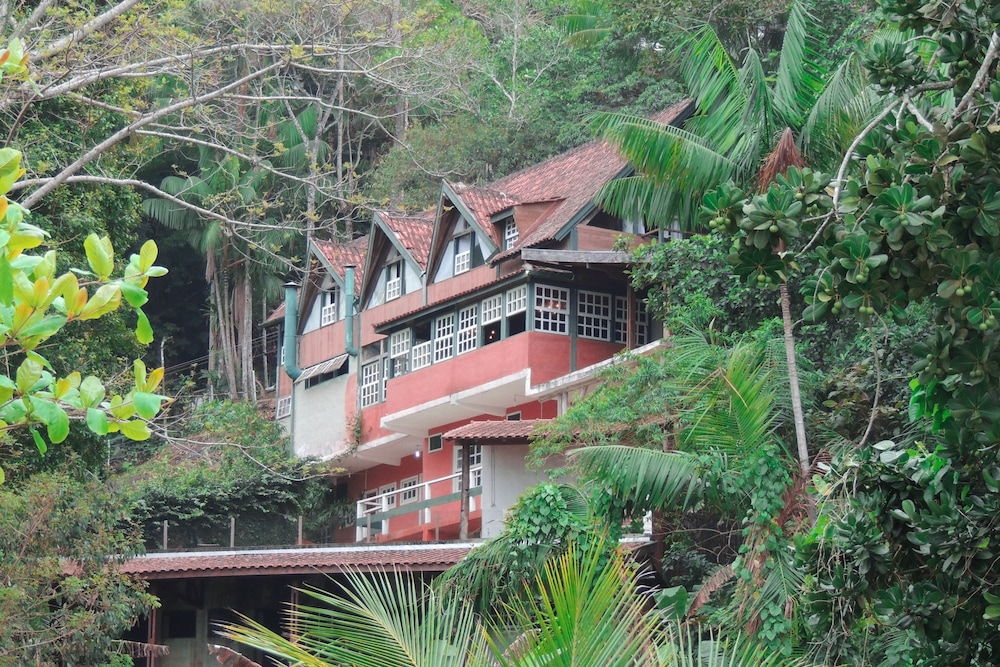 Casa em Ubatuba com Vista para o Mar