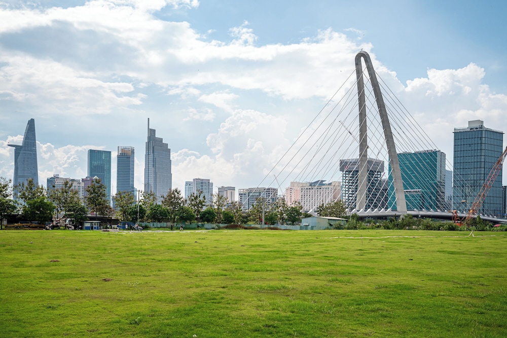 Landmark 81 & Vinhomes - ZEN Saigon Citypoint.