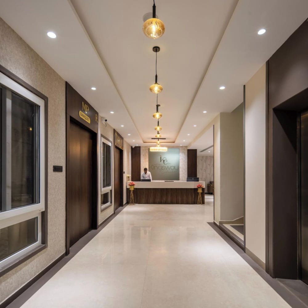 Hotel Kingsway Continental Raipur