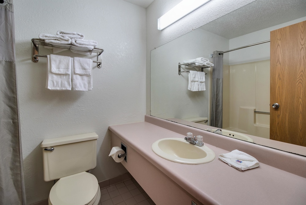 Motel 6 Marion, IL