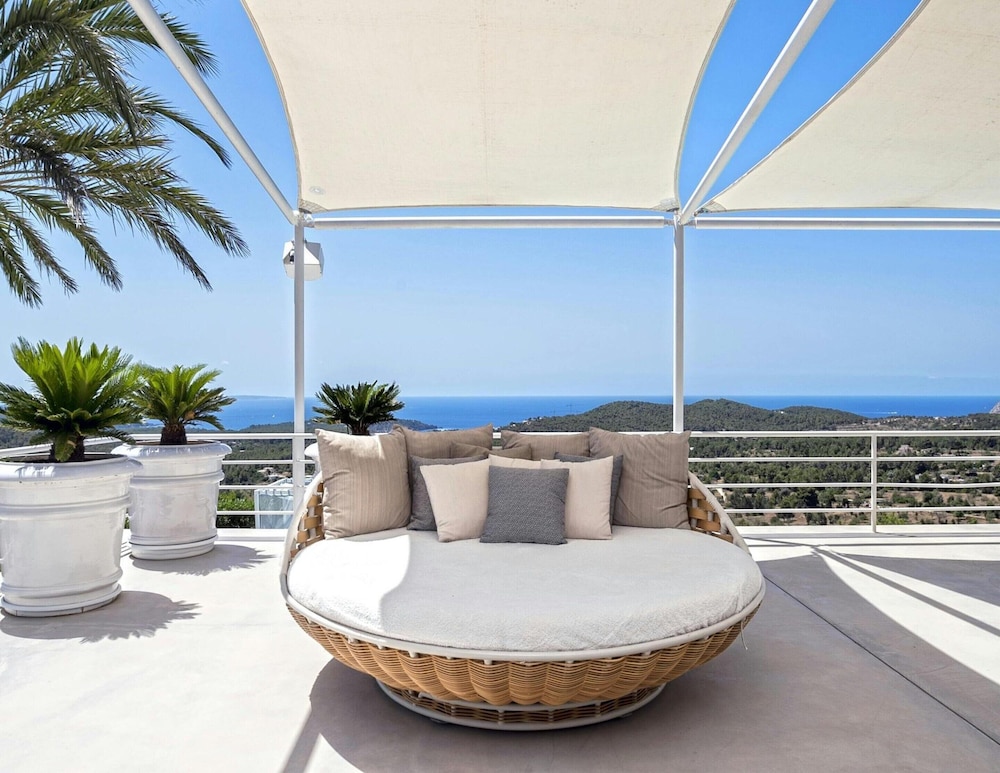 Superb Villa With Private Pool