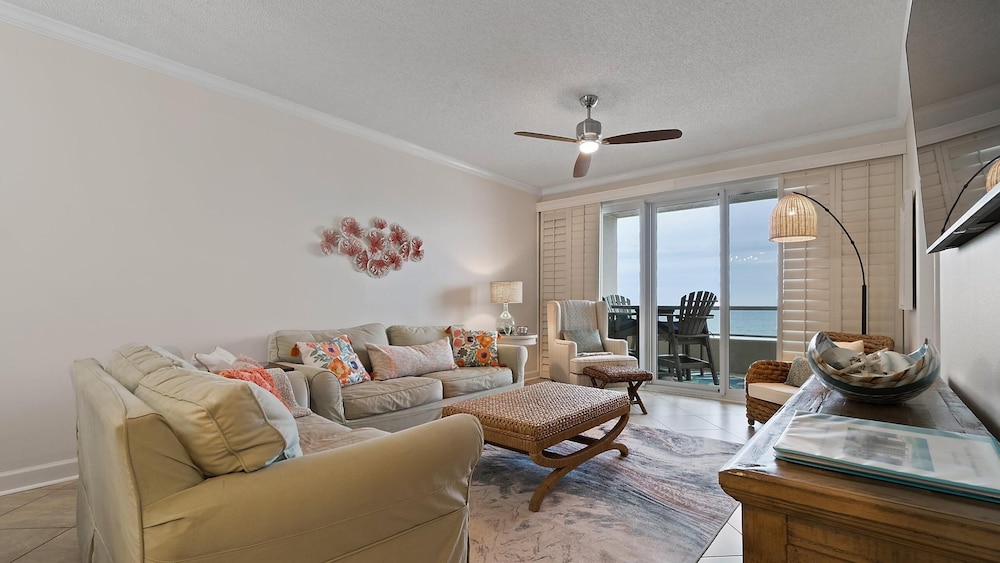 The Enclave #1006 by Southern Vacation Rentals