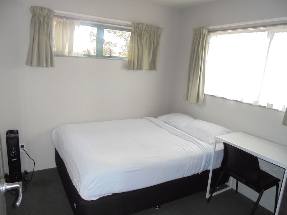 Utopian Motel Taupo - Hostel