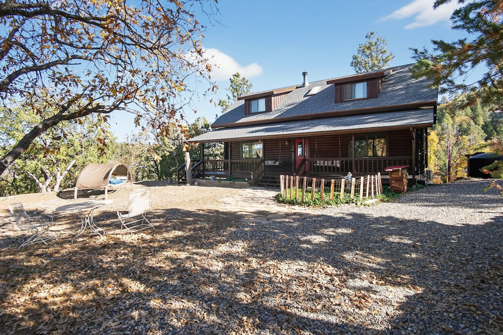 Minnie Mine Cabin Retreat 4 Bedroom Cabin