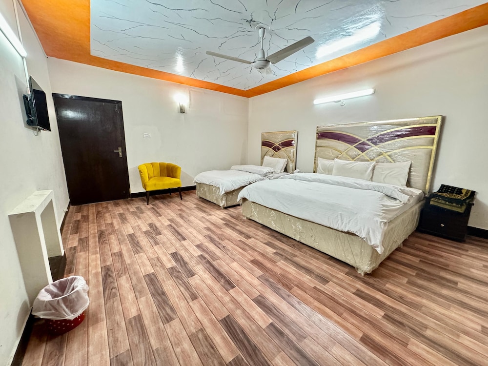 Serene Inn F10