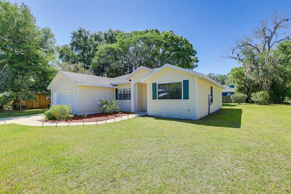 Gainesville Vacation Rental < 1 Mi to UF Campus! view 3