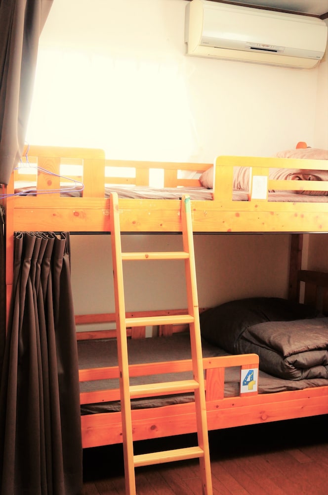 Osaka Tomato Hostel