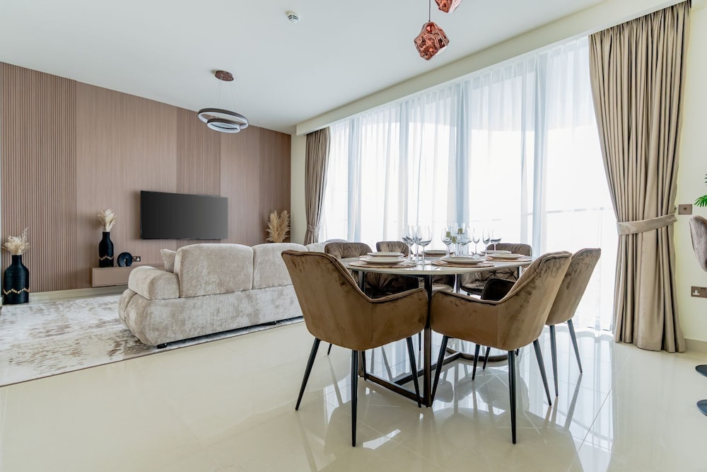 Sophisticated Interior near Hayat Beach