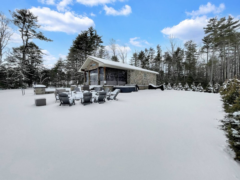 2 Lake Cabins Pool+hottub Game Room 23acs