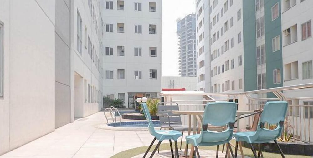 Homey And Pleasant 2Br At Pavilion Permata Apartment