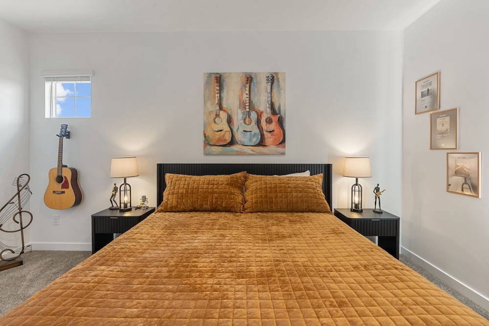 Long Drive 4 Bedroom Townhouse