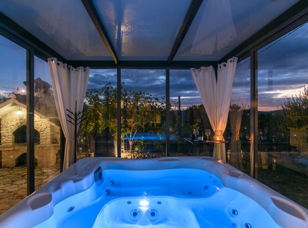 Vila Ive Winter spa Podumci