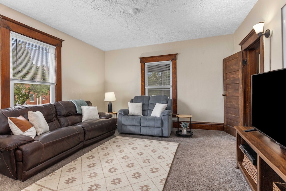 HIstoric 4 BR Near Fulton St