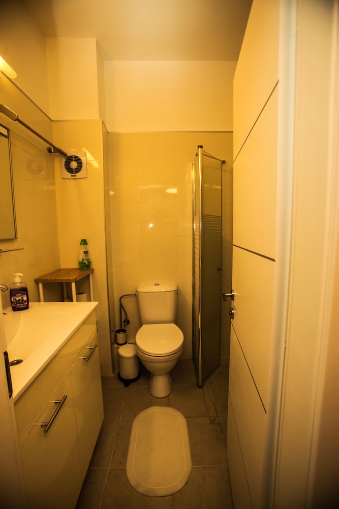 Elena Apartments