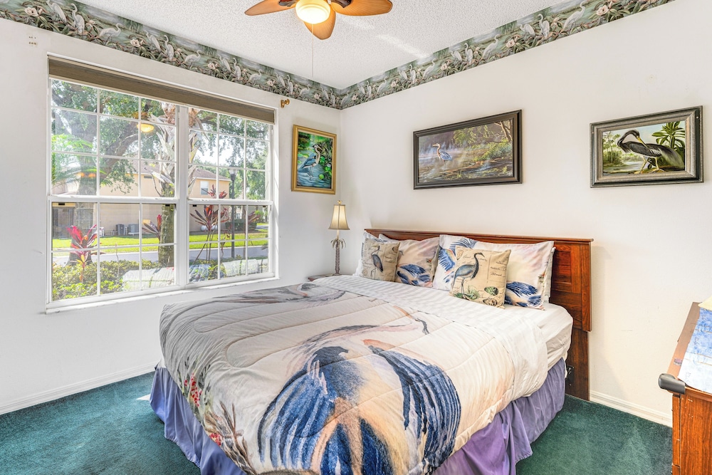 3 Mi to Disney World: Poolside Oasis w/ Game Room