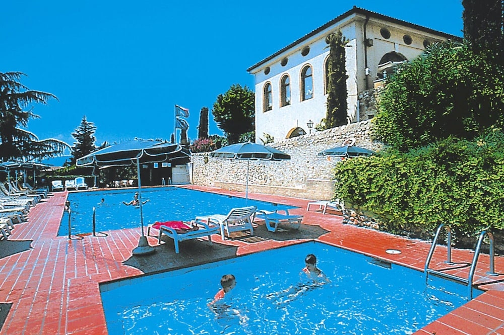 Residence La Filanda in Costermano Near Centre photo 5