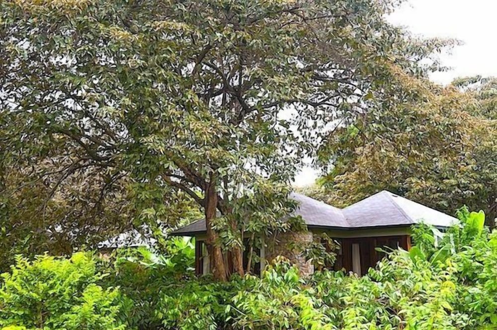 Lake Duluti Lodge
