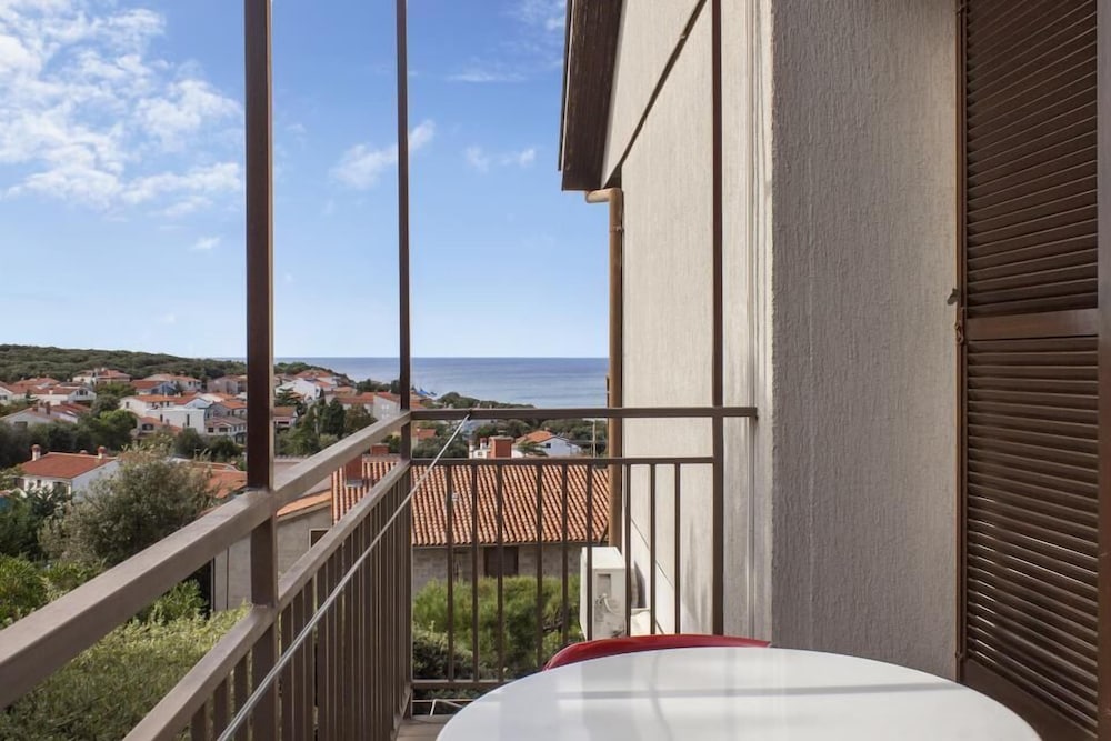 Apartments Eddi 66