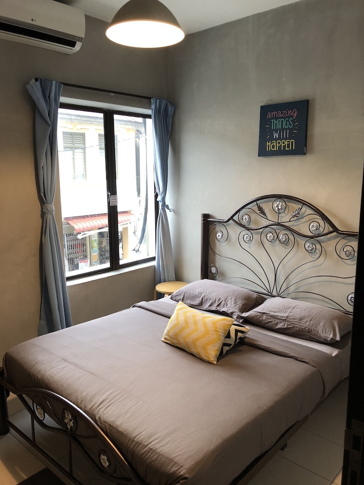 Mari Hostel