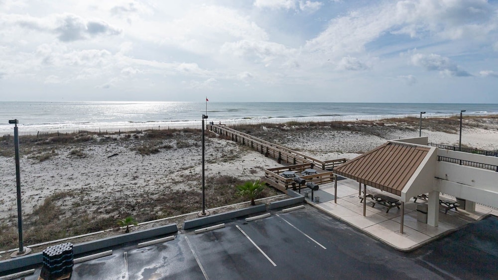 Island Winds West 2723-4 4 Bedroom Condo