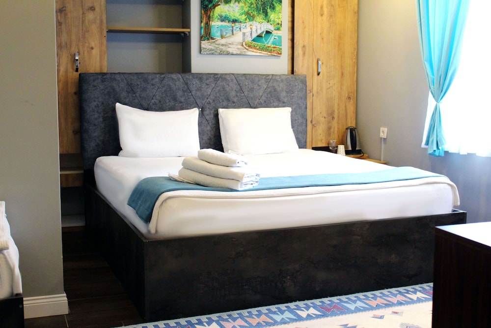 Big Life Otel - Image 9