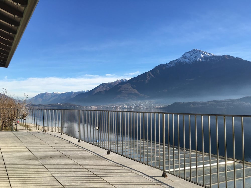 Lake Como Beach Hostel