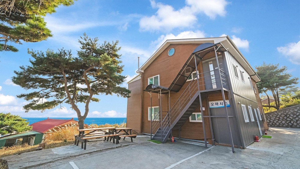Ganghwa Marinwon Pulbilra Gajok Pension view 4