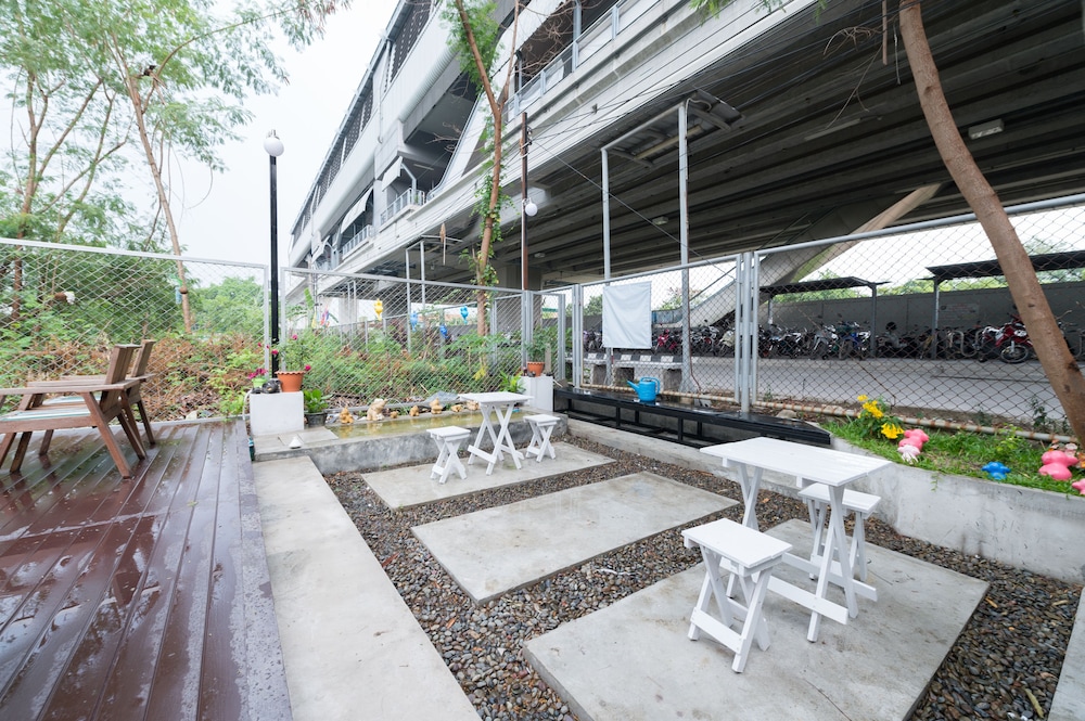 NTY Hostel BKK Airport