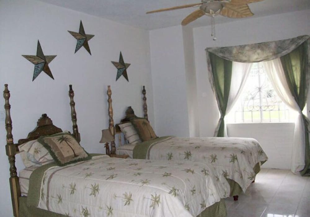 Celebrity Villa Jamaica