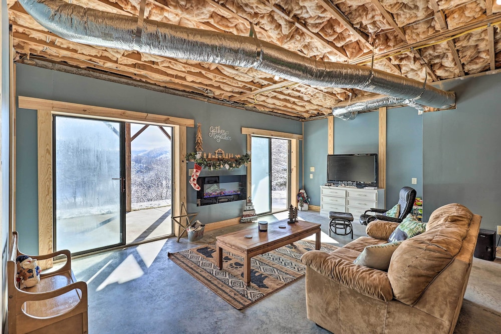 Quaint Creston Hideaway w/ Mtn Views & Hot Tub! view 5