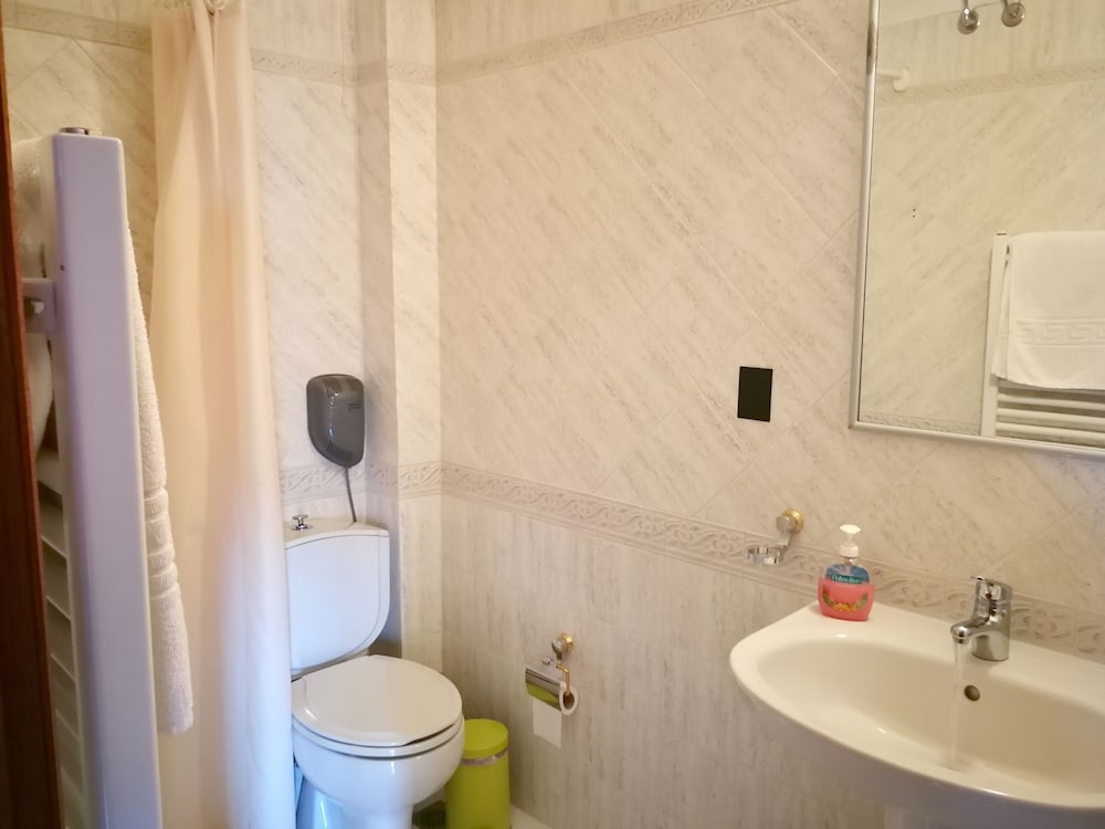 Nikky's Place - Property Image 11