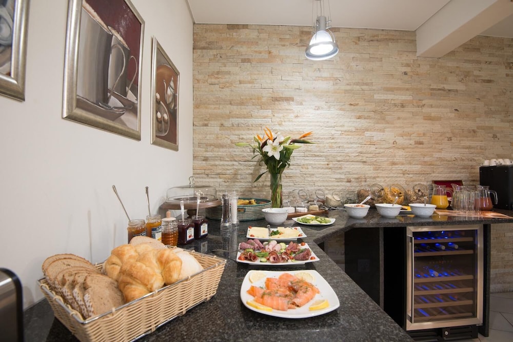 Montebello Guesthouse