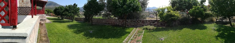 Troyan Hill Apartments