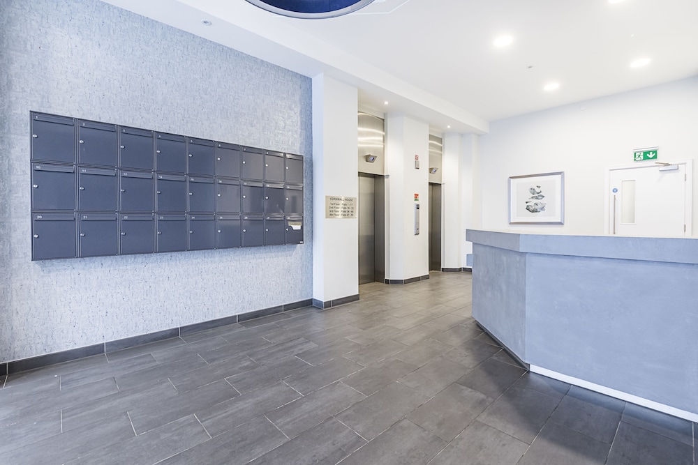 Cornwall House Apartments view 3