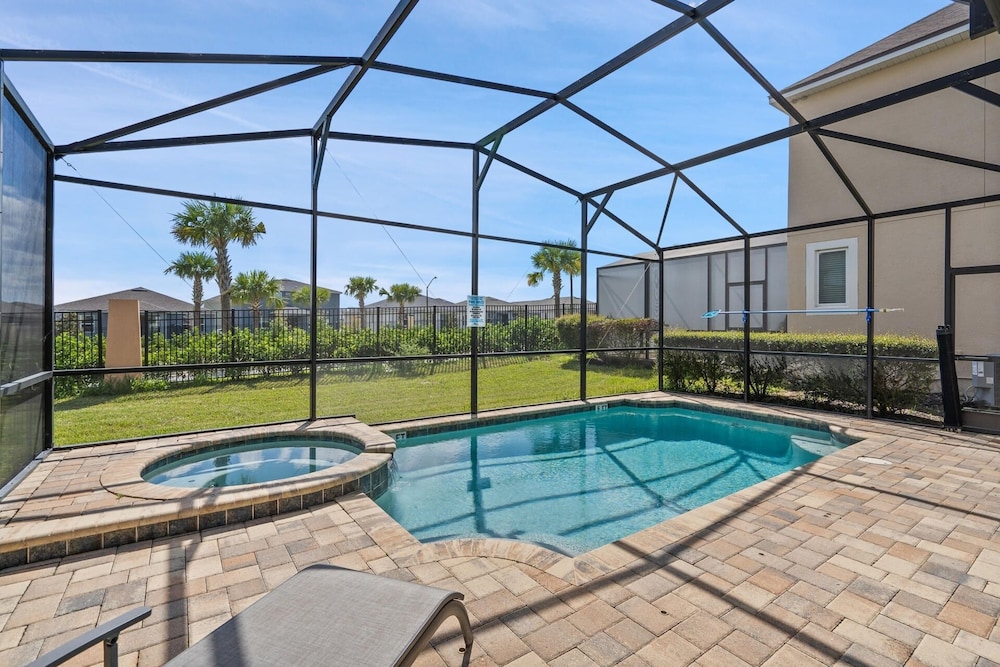 Solara Resort 4 Bedroom Home with Private Pool 4 Home